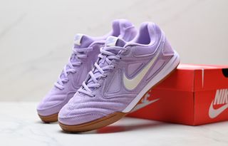 (Category: ) located in . Submitted by khai.uasneakers (Listing ID 1447650004, Image 1). Description: .