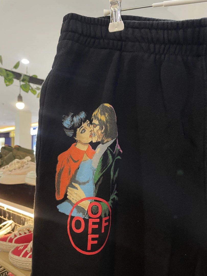 Offwhite long baggy short (Category: Shorts) located in Manila. Submitted by y2karchive (Listing ID 1447542215, Image 2). Description: Authentic 32BY35 HEM 12 Like new Color rate 9.5:10 Check details No flaws.