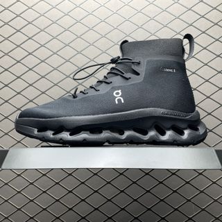 (Category: ) located in . Submitted by lovely_shoes (Listing ID 1447571656, Image 1). Description: .