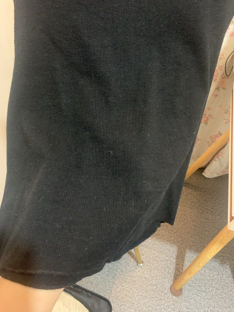 Original Cotton On Sleeveless Top high stretch (Category: Sleeveless) located in Bocaue. Submitted by gaille29 (Listing ID 1447603895, Image 3). Description: .