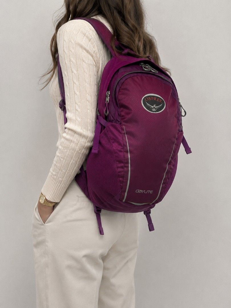 Osprey Daylite 20L Backpack - Magenta/Purple (Category: Backpacks) located in Baguio. Submitted by PreiLoveMaria (Listing ID 1447527373, Image 1). Description: Osprey Daylite 20L Backpack - Magenta/Purple 🏔️ an absolute staple for hiking, gym days, commuting, or travel. Packing a spacious 20L capacity into a sleek, incredibly comfortable frame, it keeps you nimble while carrying all your essentials. ​📌 Item Details: ​Brand: Osprey ​Model: Dayli