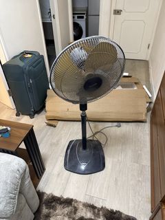 （分類：）位於 。 由 raynardc74 提交（商品編號 1447613830，圖片 1）。簡介： 。