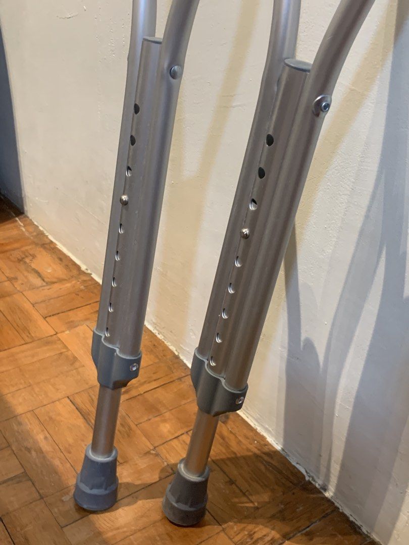 Persona Aluminum Crutches (Adjustable) (Category: Medical Supplies & Tools) located in Caloocan City. Submitted by starrytaro (Listing ID 1447576167, Image 3). Description: Persona aluminum crutches, used only for 5 days due to a minor injury :) Bought brand new from Mercury Drug for ₱1,500! Super comfy! Adjustable height, padded rubber handles, sturdy and reliable.