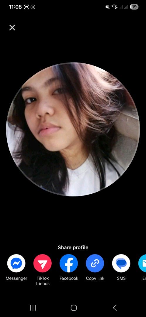 SCAMMER AHEAD (Category: Coats, Jackets and Outerwear) located in Calamba. Submitted by twixieeee17 (Listing ID 1447634862, Image 3). Description: - PNB InstaPay QR code for easy payments. - Linked to account: ajasB - Account Number: XXXX XXXX 1585 - Use for PNB account transfers. - Transfer fees may apply. - Scan to pay quickly and conveniently. post ko lang uli kasi nahanap ko na. tang inang yan 2 item nabayaran ko sa kanya. .