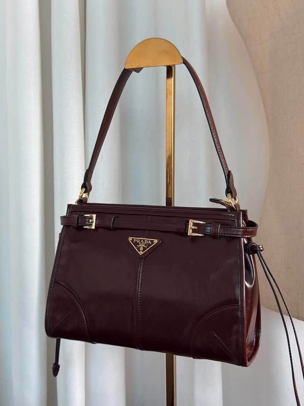 Preloved Prada Shoulder Bag (Category: Luxury Bags & Wallets) located in Manila. Submitted by bagsandmanymanymore1 (Listing ID 1427606555, Image 1). Description: Preloved Prada Size 26cm Rank SA Good condition Actual picture posted Please read before you order 👉🏻❗️Payment first before shipping ❗️Cut off time of payment 11am sameday delivery ❗️NO MEET UP / NO PICK UP ❗️ORDER CANNOT BE CANCELLED ❗️PLEASE DON’T BUY IF YOU ARE IN DOUBT ❗️NO RETURN!