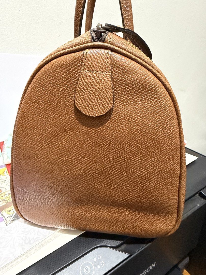 RENOMA SPEEDY BAG 35 (Category: Luxury Bags & Wallets) located in General Santos City (Dadiangas). Submitted by prelovedpickers (Listing ID 1447541543, Image 3). Description: SELLING RENOMA BAG SPEEDY 35 size with Free wallet super ganda ng leather matibay.