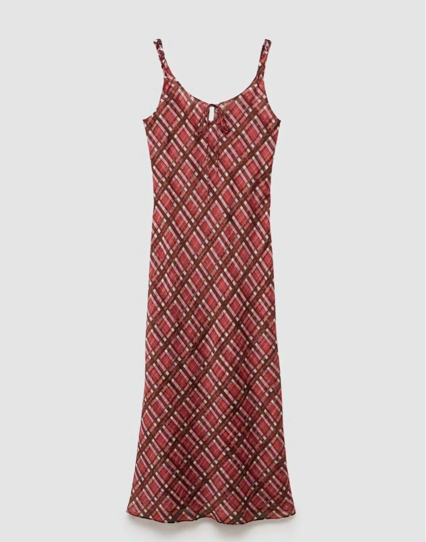 Rent: mango checkered plaid maroon long dress (Category: Dresses) located in Santo Tomas. Submitted by dangspreloved (Listing ID 1447611077, Image 2). Description: fits xs to small 1-3 days: 500 4+days: 1,300.