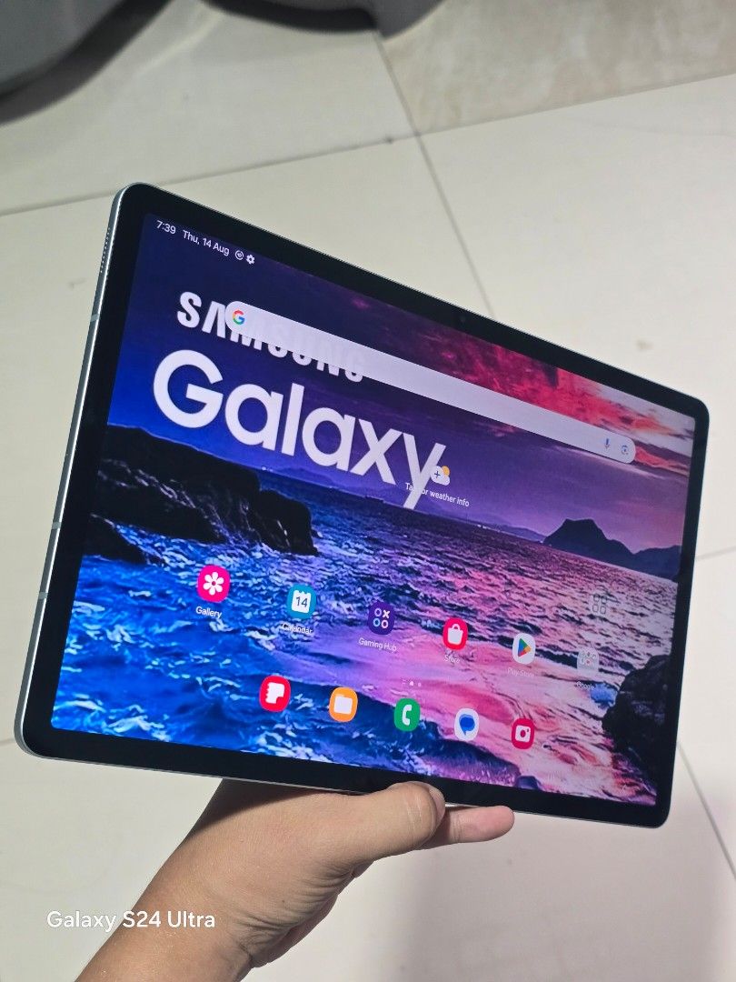 Samsung Tab S7 FE 5G 128gb (Category: Android) located in Manila. Submitted by aprilrosed02630 (Listing ID 1447541145, Image 1). Description: Samsung Galaxy Tab S7 FE WiFi & Cellular Price 📌 10500 Key features Samsung DeX: Transforms the interface into a desktop-like experience. 12.4 inch TFT LCD Snapdragon 750 5G 6gb RAM 128gb storage 10900 mah battery 8MP/5MP camera Dual speakers tuned by AKG ISSUE 📌: walang power & volume button orderan mo n