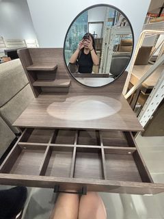 (Category: ) located in . Submitted by declutteringwithasha (Listing ID 1447594362, Image 1). Description: .