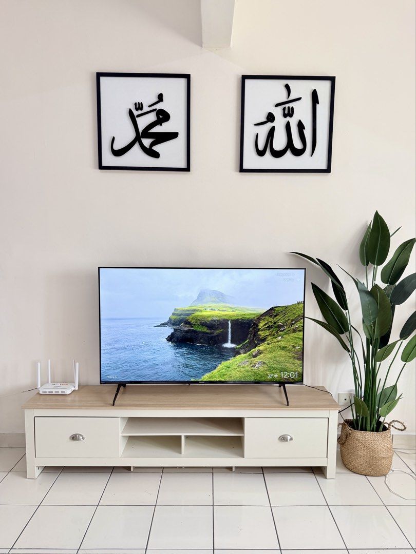 Set Frame kayu solid (Category: Wall Decor) located in Kuala Lumpur. Submitted by nrlamiraaaaa_ (Listing ID 1447505047, Image 1). Description: .