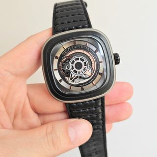(Category: ) located in . Submitted by anotherwatchstore (Listing ID 1447563811, Image 1). Description: .