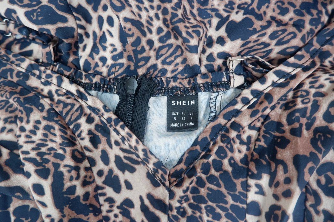 SHEIN Leopard Maxi Dress (Category: Dresses) located in Manila. Submitted by ohwonus (Listing ID 1447599031, Image 2). Description: Spaghetti Strap Maxi Dress V-Neck Style Summer Dress.
