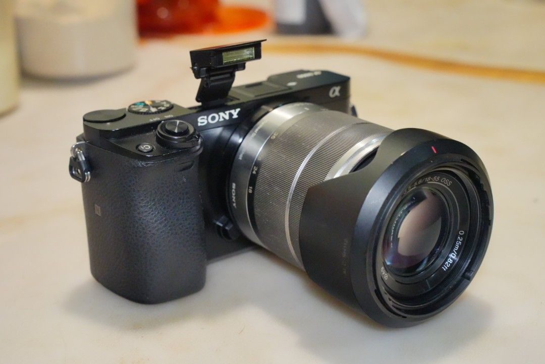 SONY α6000 E 18-55 Lens Kit Sony A6000 with 18-55mm kit lens, Photography, Cameras on Carousell