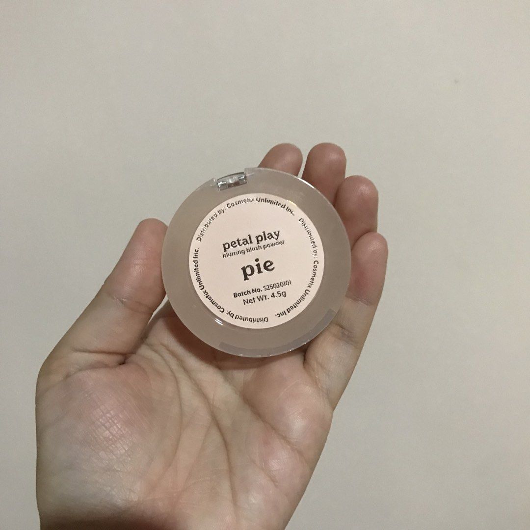 Squad Petal Play Blush Powder | Shade: Pie (Category: Makeup) located in Trinidad. Submitted by catdolz (Listing ID 1447658082, Image 2). Description: - used once only - w/ box mop: gcash, maribank, bdo mod: jnt only no rush shipment!.