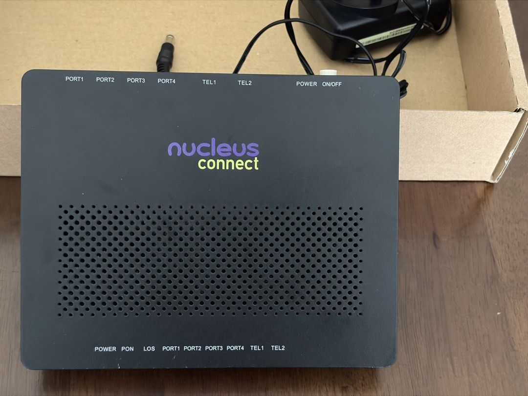 Starhub ONT Huawei EchoLife HG8240H GPON Terminal