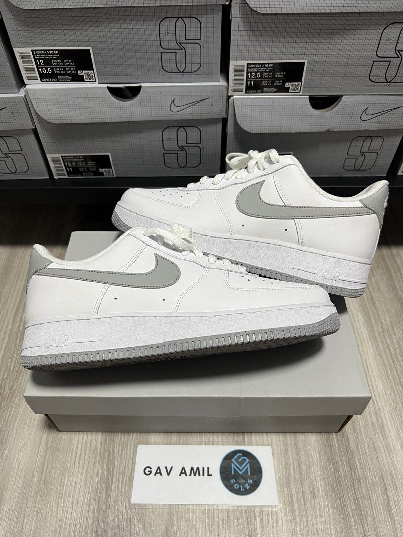 STEAL‼️Air Force 1 Light Smoke Grey (Category: Sneakers) located in Manila. Submitted by gmsoles (Listing ID 1447631221, Image 1). Description: 𝐒𝐓𝐄𝐀𝐋! 𝐎𝐍𝐇𝐀𝐍𝐃 𝐏𝐀𝐈𝐑𝐒! 𝟏𝟎𝟎% 𝐋𝐄𝐆𝐈𝐓 & 𝐁𝐑𝐀𝐍𝐃𝐍𝐄𝐖. ₱𝟐,𝟎𝟎𝟎 𝐎𝐍𝐋𝐘‼️ Air Force 1 ‘Light Smoke Grey’ Size: 10.5 US MENS 📦Can ship nationwide 🛵Can do sameday delivery w/in Metro Manila ❌No Return or Exchange policy 🤝Payment first policy • 𝐍𝐎 𝐂𝐎𝐃 📍San Pedro Laguna FB Pag