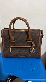 (Kategori: ) berada di . Dikirim oleh gossipgirl08 (ID iklan 1447501081, Gambar 1). Deskripsi: .