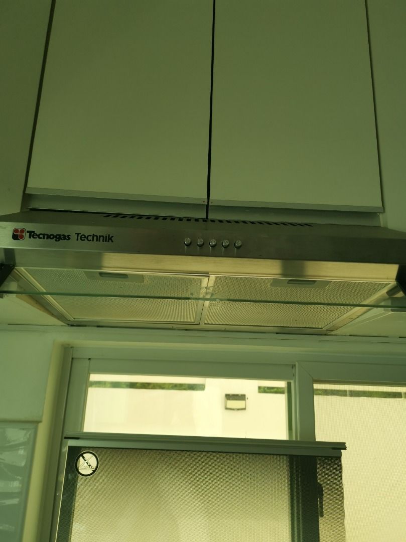 Technogas Technik Range and Hood together (Category: Cookers) located in Orani. Submitted by pure_jim_m (Listing ID 1447512945, Image 2). Description: - Tecnogas Technik Range and Hood - Sleek Stainless Steel Finish - Includes Glass Panel - Easy-to-use Fan Speed & Light Buttons - Excellent for Kitchen Ventilation - Removed from Kitchen Renovation.