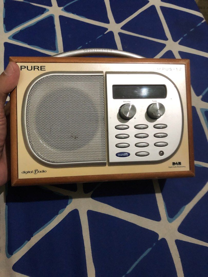 Tempus-1S digital radio and speaker untested (Category: Soundbars, Speakers & Amplifiers) located in Quezon City. Submitted by markgolveo (Listing ID 1447585512, Image 1). Description: Tempus-1S digital radio and speaker untested Untested unit Selling as is stated declared Cant find adaptor for this unit Signs of minor wears on outer shell Antennae tip broken Heavy wood shell case finish.