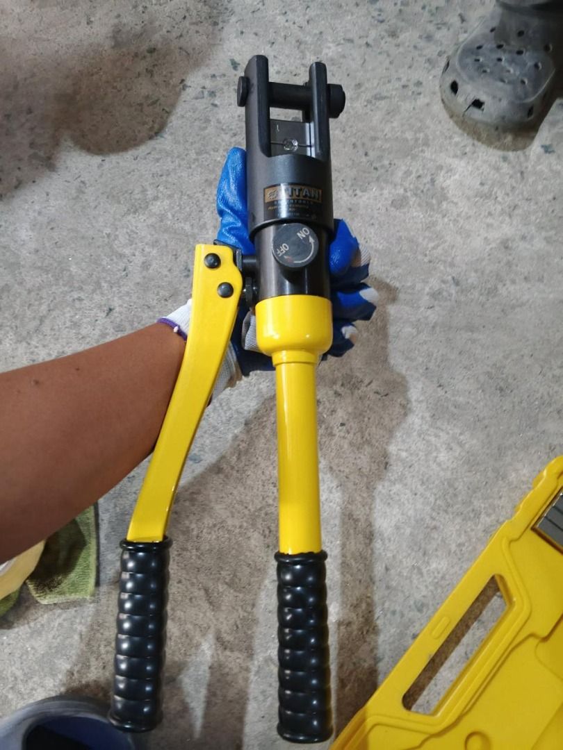 TITAN Hydraulic Crimping Tool Kit (Category: Everything Else Others) located in Manila. Submitted by 09171479278_elsie. (Listing ID 1447555063, Image 3). Description: TITAN Hydraulic Crimping Tool kit Price: 3,750/kit.