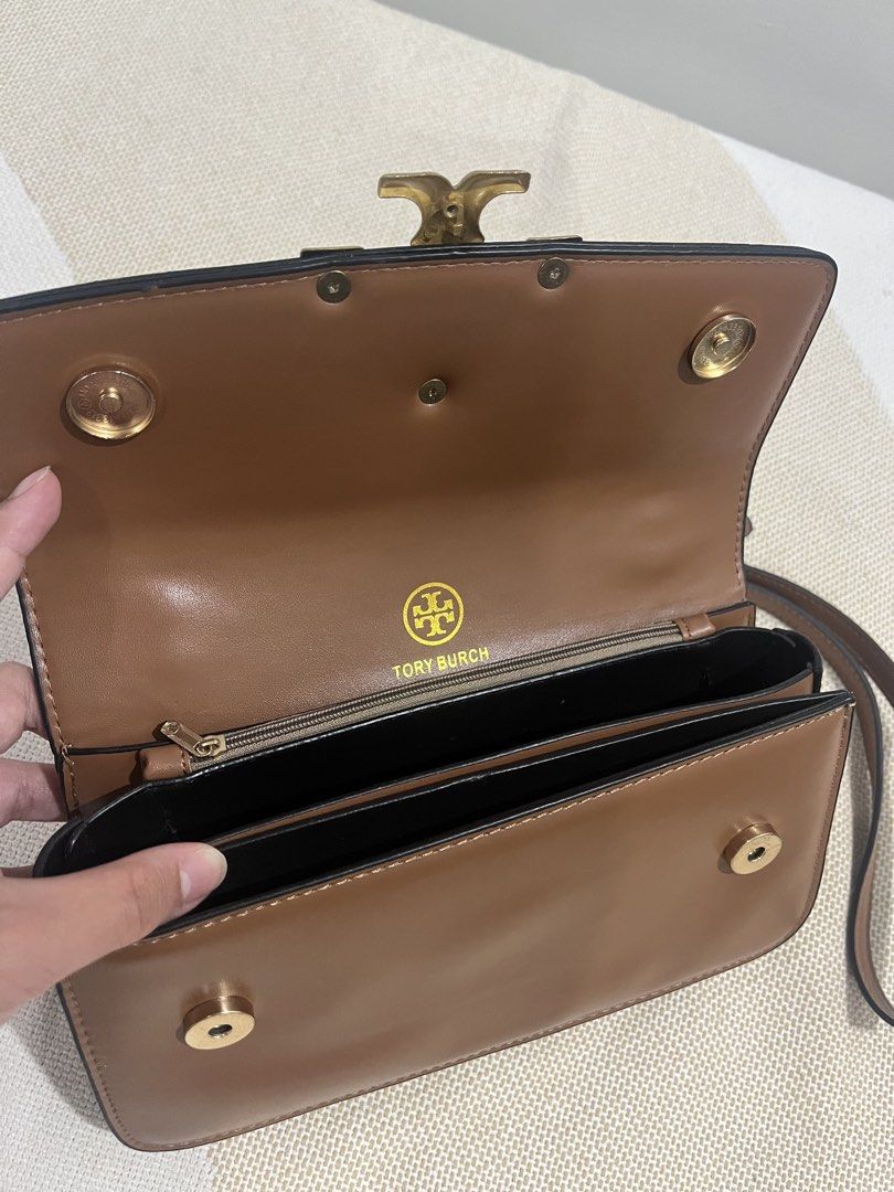 Tory Burch Small Eleanor Shoulder Sling Bag (Category: Luxury Bags & Wallets) located in Makati City. Submitted by tbuysandgoes (Listing ID 1447526220, Image 2). Description: Adjustable shoulder strap. Good and pristine condition inside and out. Used twice for events only. .