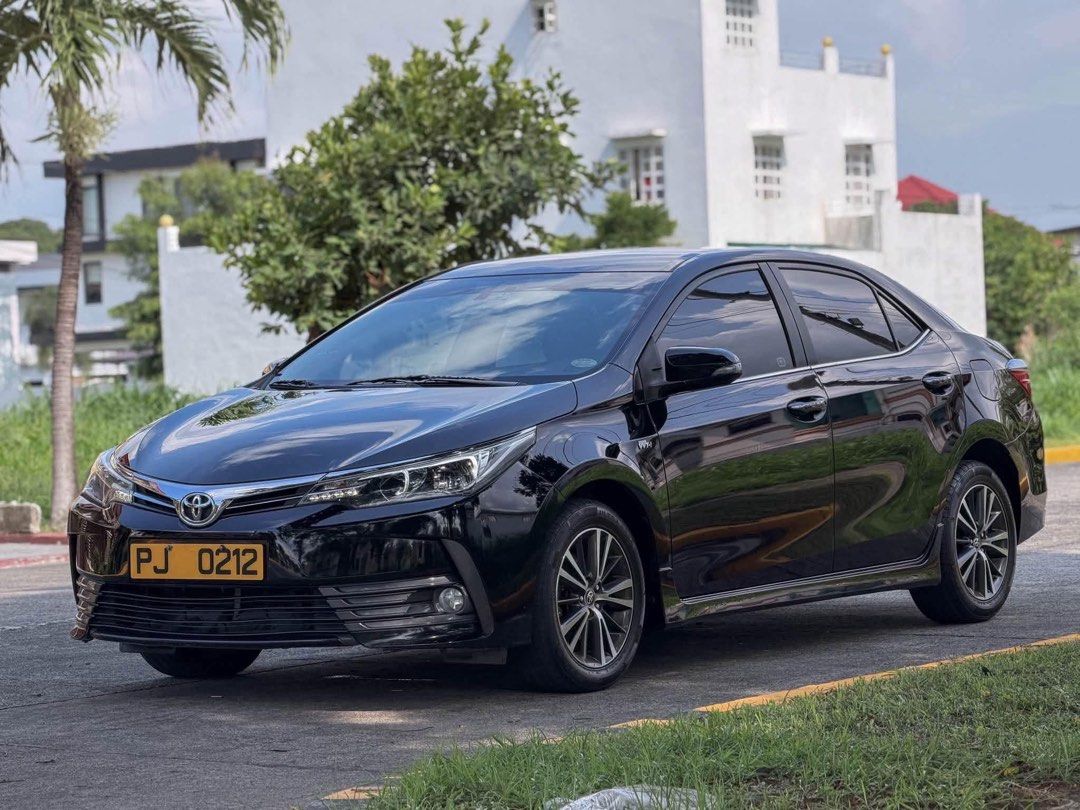 Toyota Corolla Altis 1.6V Auto (Category: Used Cars) located in Manila. Submitted by quality_cars (Listing ID 1447629949, Image 3). Description: COMPLETE CASA RECORDS SINCE DAY 1 💯 TOYOTA COROLLA ALTIS 1.6V FOR SALE / SWAP / FINANCING 👍🏼 OWNER SELLER 📲Patrick Jaro Year Model: 2018 Color: Attitude Black Engine: 1.6-liter Dual VVTi Transmission: 7-Speed CVT Mileage: 100,000 (Untampered) Plate Ending: 3 ✅Well Maintained ✅All Working ✅Registered 