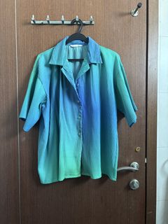 (Category: ) located in . Submitted by ilovebooksandclothes (Listing ID 1447533124, Image 1). Description: .