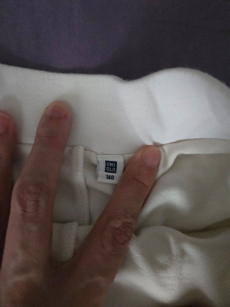 Uniqlo Kids White skort (Category: Babies & Kids Fashion) located in Makati City. Submitted by cjoy03 (Listing ID 1447510263, Image 2). Description: - Uniqlo Kids White Pleated Skort - Size 140 - Comfortable elastic waistband - Simple and classic design - Versatile: easy to pair with various tops -.