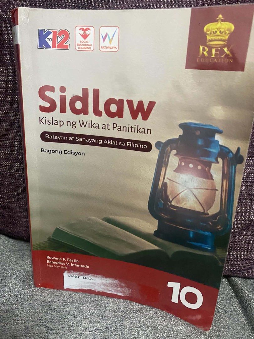 (USED) GRADE 10 FILIPINO BOOK (Category: Textbooks) located in Manila. Submitted by wild_restyle (Listing ID 1447493899, Image 1). Description: May have minimal writings and highlights .