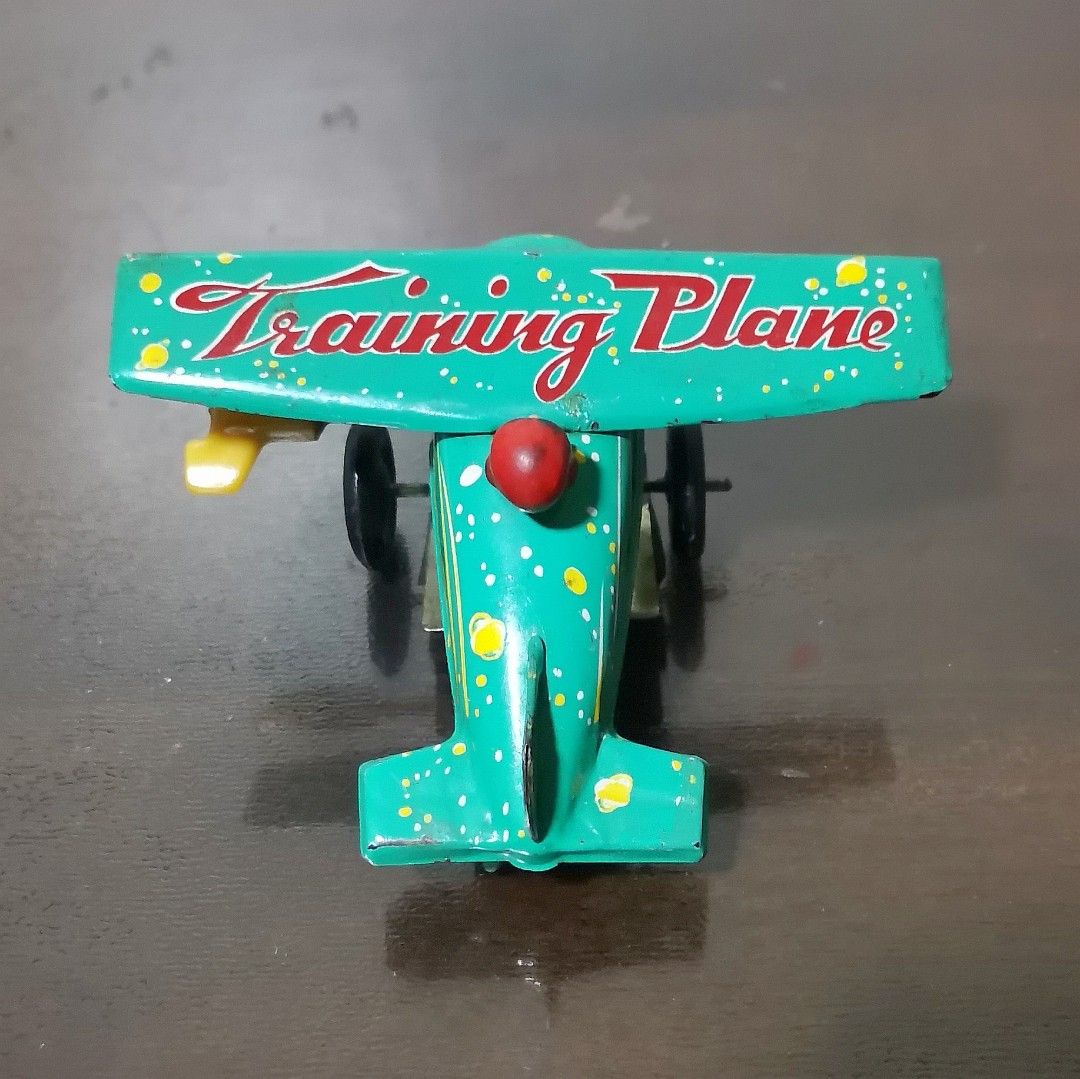 Vintage wind up - tin toy plane (Category: Vehicle & Diecast Models) located in Botolan. Submitted by weirdconnectioncollectibles (Listing ID 1447519982, Image 3). Description: For sale Vintage wind up tin toy plane ✅ Funtional - jumping mechanism 450 only Can ship nationwide via j&t.