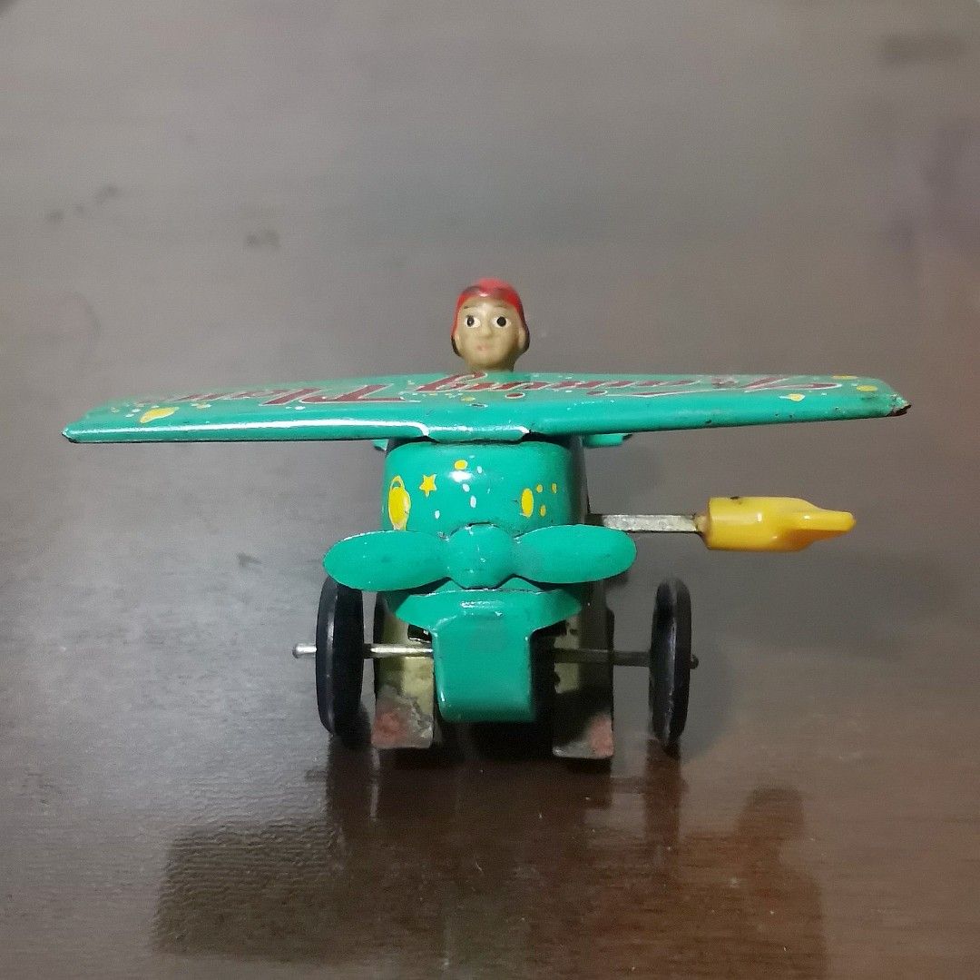 Vintage wind up - tin toy plane (Category: Vehicle & Diecast Models) located in Botolan. Submitted by weirdconnectioncollectibles (Listing ID 1447519982, Image 2). Description: For sale Vintage wind up tin toy plane ✅ Funtional - jumping mechanism 450 only Can ship nationwide via j&t.