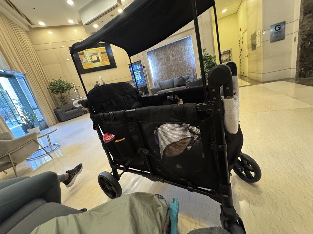 Wagon kids 4 seatee (Category: Other Babies Going Out Needs) located in Taguig. Submitted by condomiche57756 (Listing ID 1447675854, Image 3). Description: 4 seater Black Malaki po siya ( 7 yo po yung nsa picture) Taguig location Rfs: nasa storage lang po Negotiable .