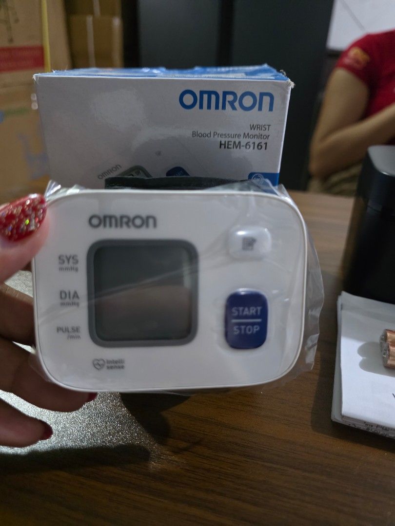 Wrist Bp Omron (Category: Medical Supplies & Tools) located in Quezon City. Submitted by judaimedonlineshop23 (Listing ID 1447664992, Image 2). Description: ONHAND PICK UP DELIVER VIA LALAMOVE CASH ON DELIVEEY GCASH UPON DELIVERY.