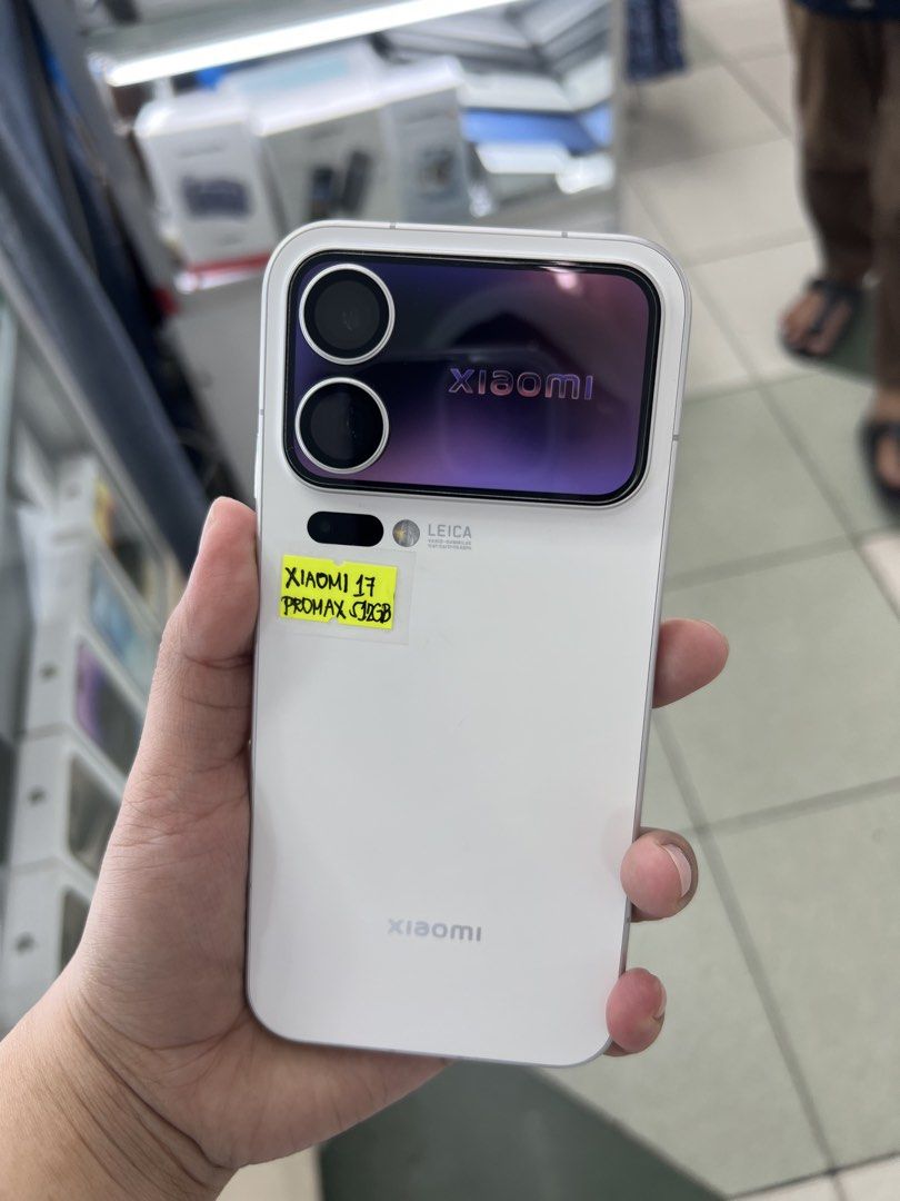 Xiaomi 17 Pro Max 512GB Factory Unlock No Issue Secondhand (Category: Xiaomi) located in Pasig City. Submitted by FarAndRayShop (Listing ID 1447631928, Image 1). Description: OPEN FOR SWAP/SELLING/BUYING (RFS: Buy and Sell) Price: 52,499 Xiaomi 17 Pro Max 512GB •NO SIM RESTRICTION •NO HIDDEN ISSUES •TEST TO SAWA •Authentic Phone Physical store in Greenhills Shopping Center XD-14 Stall Number Look For Rayray Or Anika NO CASH INSTALLMENT We are ope