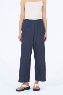 (Category: ) located in . Submitted by feistywardrobe (Listing ID 1447626435, Image 1). Description: .