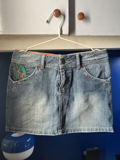 (Category: ) located in . Submitted by caitswardrobe (Listing ID 1447559845, Image 1). Description: .