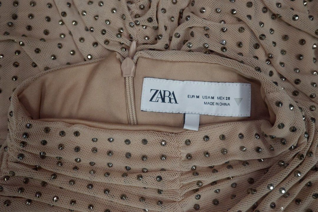 ZARA Evening Dress (Category: Evening dresses & gowns) located in Manila. Submitted by ohwonus (Listing ID 1447601112, Image 2). Description: Used once.