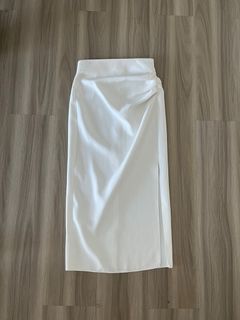 (Category: ) located in . Submitted by prelovedcloset2 (Listing ID 1447490934, Image 1). Description: .