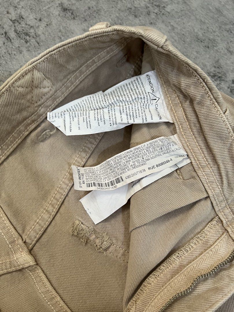 zara wide leg cargo pants - beige (Category: Other Bottoms) located in Bulacan. Submitted by modamuze (Listing ID 1447552345, Image 3). Description: eur 36 waist: 30-31” length: 40.5” leg opening: 12.5”.