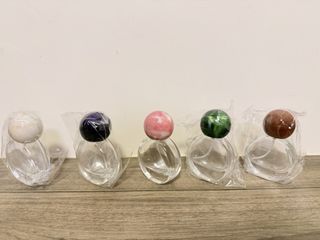 （分類：）位於 。 由 vadillo 提交（商品編號 1447768820，圖片 1）。簡介： 。
