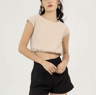 (Category: ) located in . Submitted by shop.miss.m (Listing ID 1447842348, Image 1). Description: .