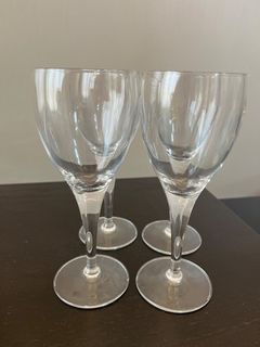 （分類：）位於 。 由 hereselling 提交（商品編號 1447121101，圖片 1）。簡介： 。