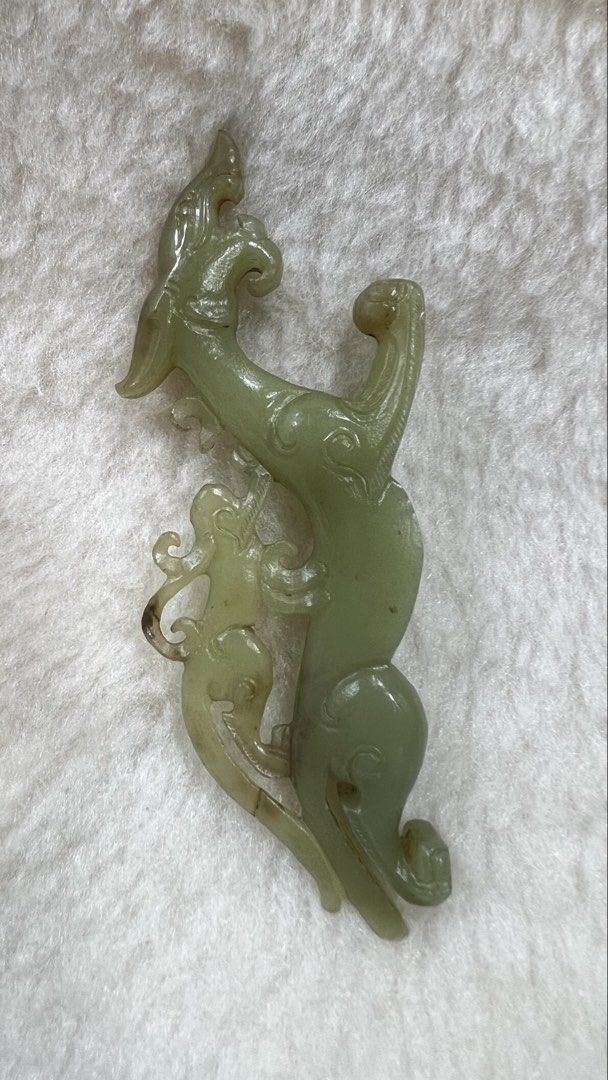 青玉母子龍玉珮 （分類：復古收藏品）位於 Hong Kong。 由 lam138138 提交（商品編號 1447728362，圖片 3）。簡介： 。