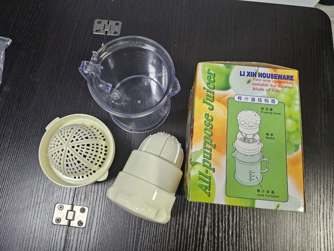 榨汁器 （分類：榨汁機及攪拌機）位於 Hong Kong。 由 lycinn 提交（商品編號 1447836535，圖片 3）。簡介： 。