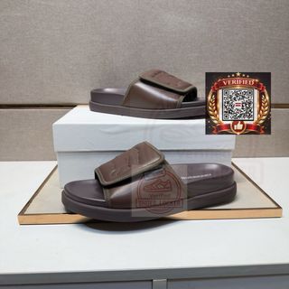 (Category: ) located in . Submitted by shoes.locker (Listing ID 1447696222, Image 1). Description: .