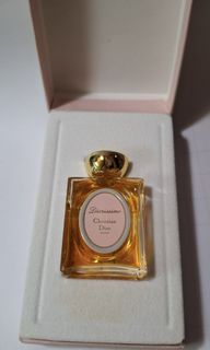 由 oeoeoladybuyted (刊登 ID 1447798369，圖片 1) 提交，位於 的 (類別：)，說明：。