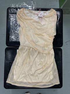 （分類：）位於 。 由 vtotoro 提交（商品編號 1447709875，圖片 1）。簡介： 。