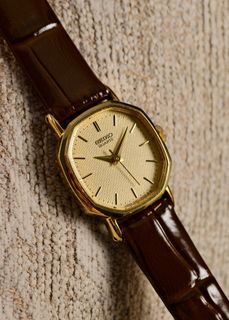 由 oldwatch.tw (刊登 ID 1447846065，圖片 1) 提交，位於 的 (類別：)，說明：。