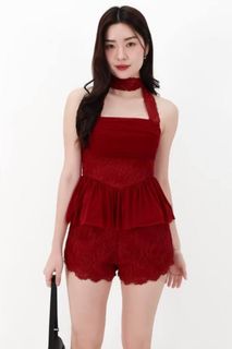 (Category: ) located in . Submitted by mignonette_closet (Listing ID 1447715215, Image 1). Description: .
