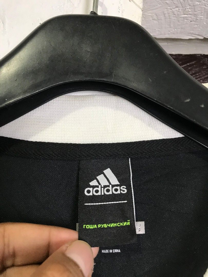 ADIDAS X GOSHA RUBCHINSKIY (Category: Activewear) located in Naga. Submitted by black-market00 (Listing ID 1447802249, Image 3). Description: WIDTH 25 LENGHT 30 NO ISSUE.